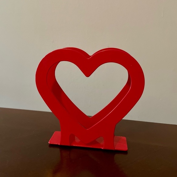 IKEA Vinter Valentine's Day Red Heart Shaped Metal Napkin Holder - Picture 1 of 4